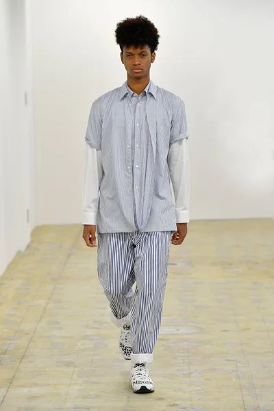 Look 9
